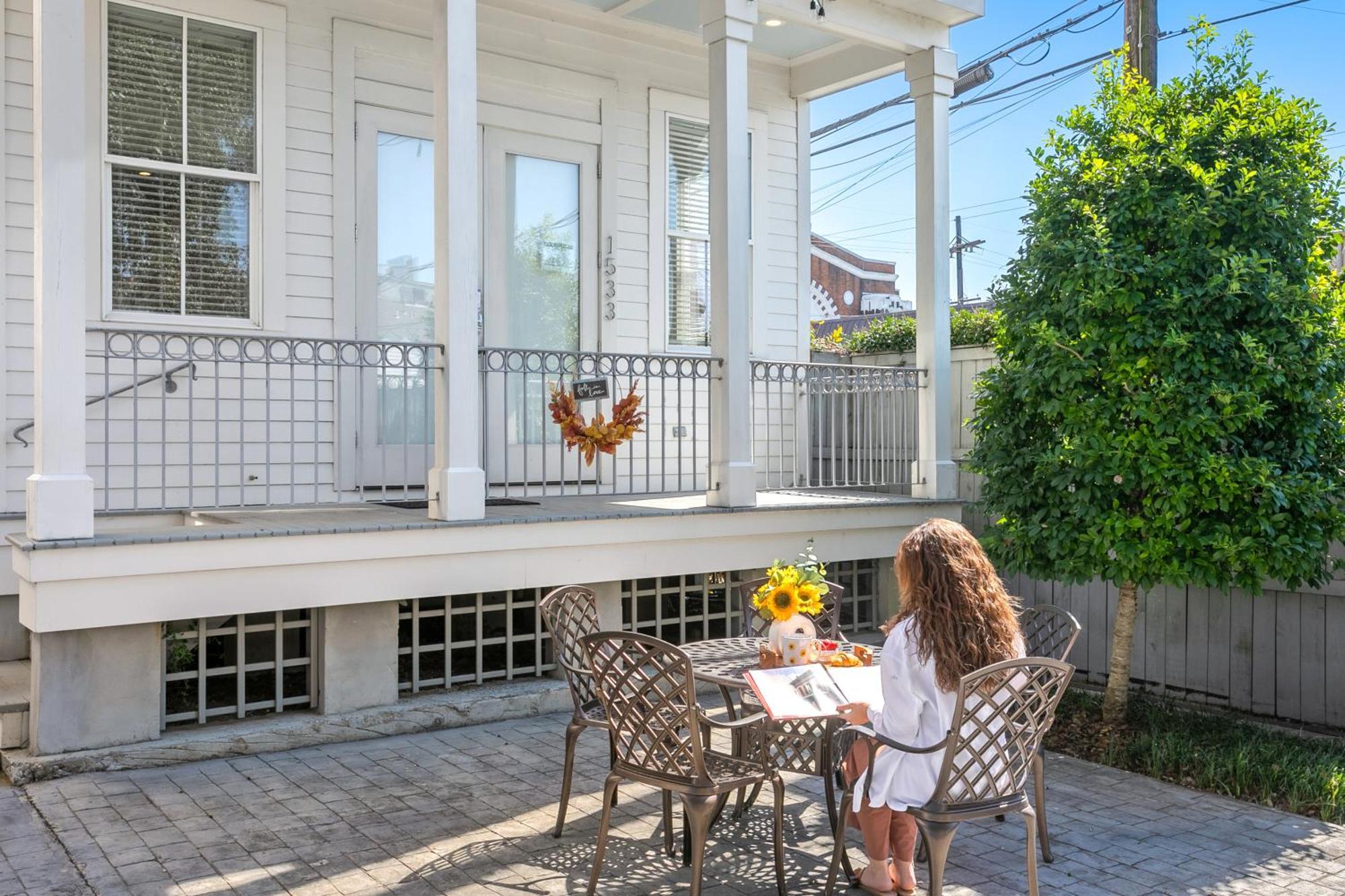 Modern 2Br On Carondelet By Hosteeva Lägenhet New Orleans Exteriör bild