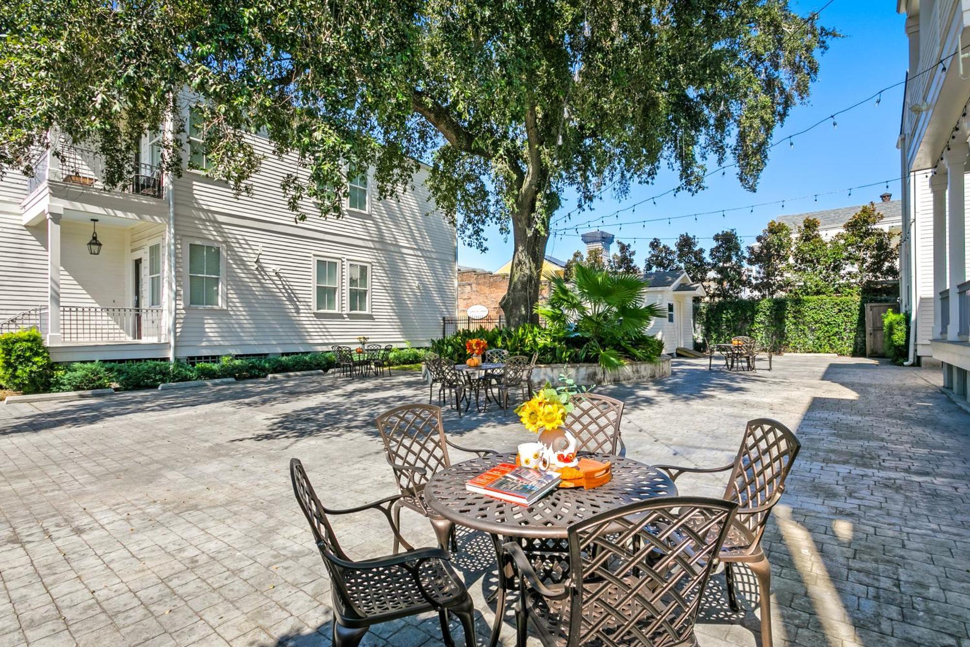 Modern 2Br On Carondelet By Hosteeva Lägenhet New Orleans Exteriör bild