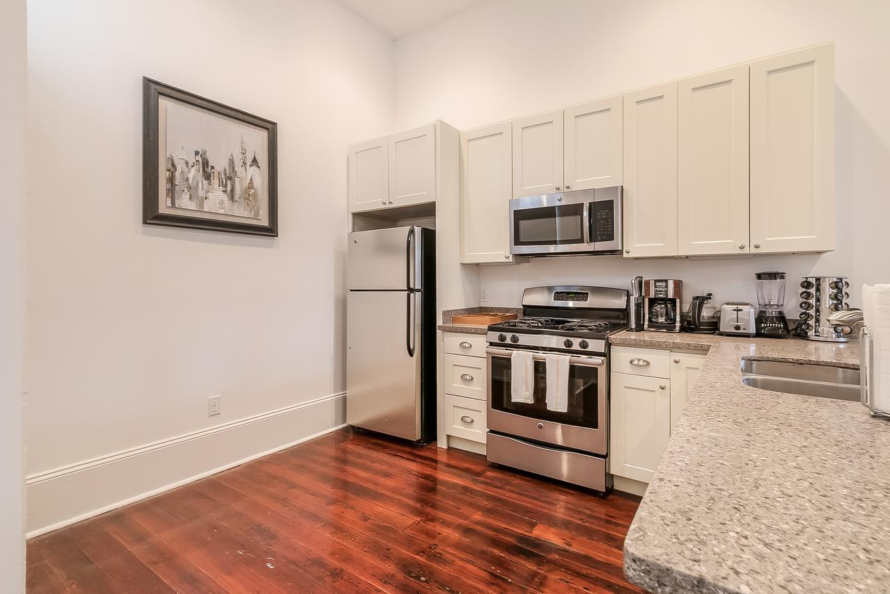 Modern 2Br On Carondelet By Hosteeva Lägenhet New Orleans Exteriör bild