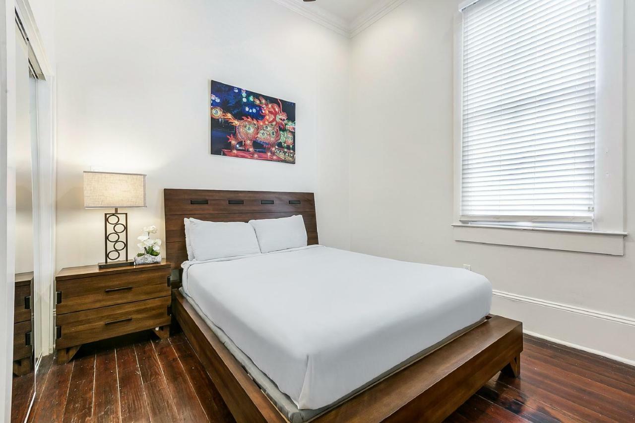 Modern 2Br On Carondelet By Hosteeva Lägenhet New Orleans Exteriör bild